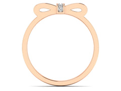 Минималистичный изящный ремешок для кольца с бриллиантом и галстуком-бабочкой