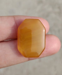 Natural Carnelian Gemstone- Yellow Aqeeq- 21.9ct 18x25mm