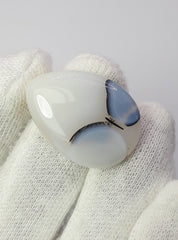 Редкий узор бабочки внутри натурального дендритного агата — коллекционный драгоценный камень — 31,1 карата