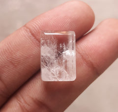 Дур э Наджаф 20,8 карата — полупрозрачная жемчужина Наджафа — камень апреля — горный хрусталь, кварц — 19x13 мм