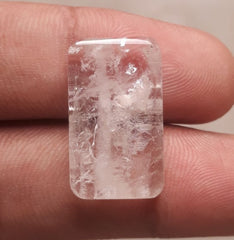 Дур э Наджаф 21,5 карата — полупрозрачная жемчужина Наджафа — камень апреля — горный хрусталь, кварц — 23x14 мм