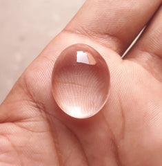 22,9 карата Dur e Najaf - Жемчужина Наджафа, кабошон, прозрачный - Камень апреля - Горный хрусталь, кварц - 18x15 мм