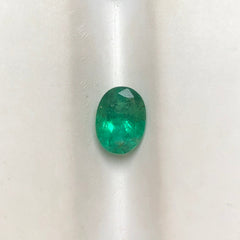 Продается Изумруд 0,95 карата - Будх Ратна - Замурд - Камень Пачу, Камень Маркат Мани - 8x6x3,5 мм