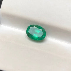 Продается Изумруд 0,95 карата - Будх Ратна - Замурд - Камень Пачу, Камень Маркат Мани - 8x6x3,5 мм