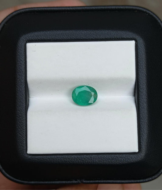 1.30ct Emerald for sale - Budh Ratna - Zamurd - Pachu Stone, Markat Mani Stone - 8x6x4mm