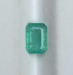 Продается Изумруд 1,25 карата - Будх Ратна - Замурд - Камень Пачу, Камень Маркат Мани - 8,5x5,8x3 мм