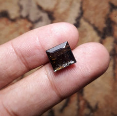 Эпидот 5,7 карата - Кристалл Эпидота - Эпидот - Забарьяд - 10x9,5 мм