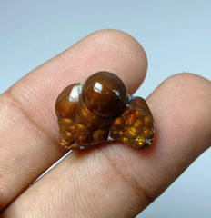 Натуральный мексиканский огненный агат весом 12,2 карата — размеры 20x15x9 мм