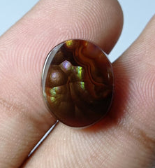 Мексиканский огненный агат овальной формы 8,4 карата — фиолетовый и зеленый огонь — размеры 15x12x5 мм