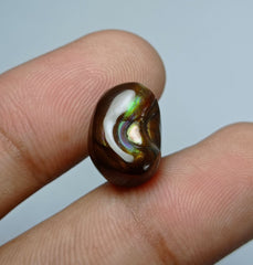 Уникальный радужный мексиканский огненный агат 10 карат — размеры 14x10x8 мм