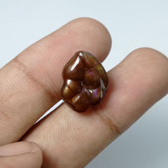 Резной фиолетовый огненный агат 10,5 карата - размеры 17x13x5 мм