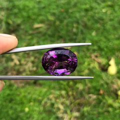 Аметист фантазийной огранки 13,6 карата из Бразилии — кристалл натурального аметиста — 16x12 мм