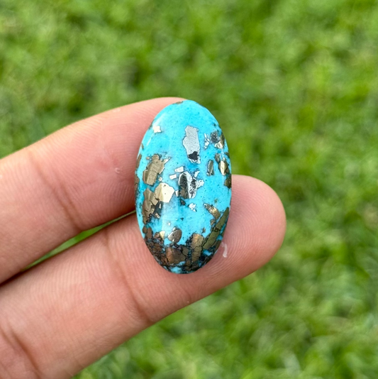 30ct Natural Turquoise - Feroza Stone