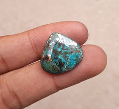 11ct Natural Turquoise with Pyrite - Shajri Feroza - 20x21mm