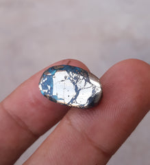 Бирюза Моренси 16 карат — натуральная сертифицированная бирюза с пиритом — бирюза Blue Matrix — Шаджри Фероза — 19x11 мм