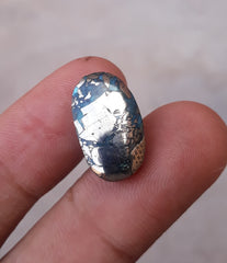 Бирюза Моренси 16 карат — натуральная сертифицированная бирюза с пиритом — бирюза Blue Matrix — Шаджри Фероза — 19x11 мм