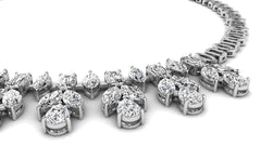 Элегантное бриллиантовое колье