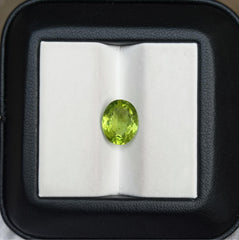 3.25ct-Peridot Gemstone- Olivine - Chrysolite Gem - August Birthstone - 10x8x5mm