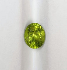2.9ct Peridot Gemstone- Olivine - Chrysolite Gem - August Birthstone - 12x9mm