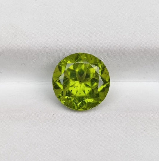 3.3ct Peridot Gemstone- Olivine - Chrysolite Gem - August Birthstone -  10x10mm