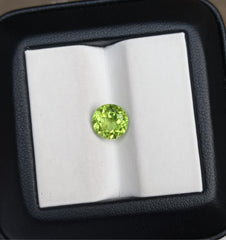 2.3ct Peridot Gemstone- Olivine - Chrysolite Gem - August Birthstone - 9mm