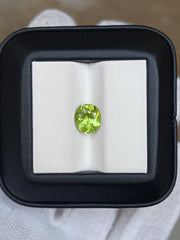 2.5ct Peridot Gemstone- Olivine - Chrysolite Gem - August Birthstone - 9x8x5mm
