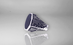 Мужские кольца-печатки — элегантное кольцо из стерлингового серебра с черным ониксом — односторонняя гравировка на одной стороне — белое золото 14 карат с матовой и блестящей отделкой