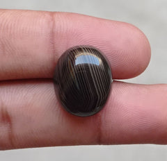 20.6ct Abstract Line in Agate - Sulaimani Aqeeq - 19x16mm