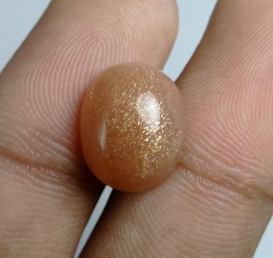 Кабошон из натурального солнечного камня 9,6 карата — гелиолит — авантюрный полевой шпат — августовский камень — 15x12x7 мм