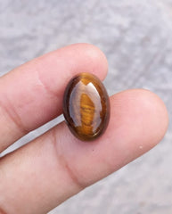 10.5ct Tiger Eye Cabochon - June Birthstone - June Birthstone - 16x12mm