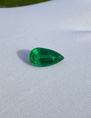 0.88ct - Natural Emerald - Budh Ratna - Zamurd - Pachu Stone, Markat Mani Stone - 9.5x5.2x4.1mm