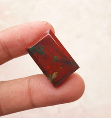 31.6ct Natural High Quality Blood Stone - Heliotrope - Dimension -24.6mm X 17.3mm