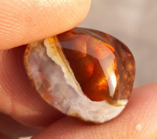 10.3ct Natural Fire Agate cabochon, Rare Fire Agate, Polished Fire Agate, Aatshi Aqeeq - Dimensions 14x11mm