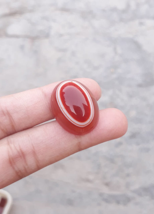 35ct Natural Red Eye Agate For Sale - Aqeeq - Dimension 23x18x12mm