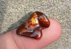 Мексиканский огненный агат 13,3 карата, редкий огненный агат, резной огненный агат — идеальный подарок из драгоценных камней, Aatshi Aqeeq, размеры — 18x16 мм