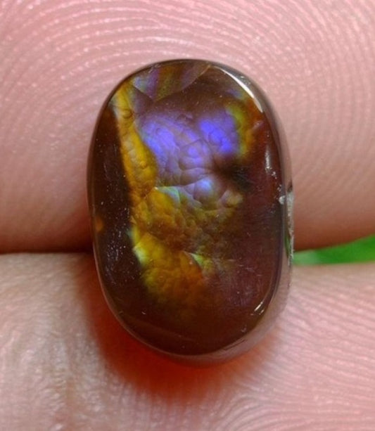 7.25ct Mexican Fire Agate, Rare Fire Agate, Oval Fire Agate - Perfect gemstone Gift, Yellow-Purple Fire Agate, Dimensions - 13x9x5mm