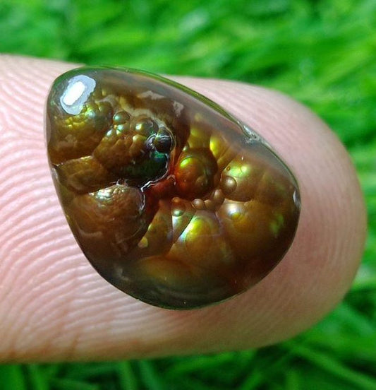 9.4ct Mexican Fire Agate, Rare Fire Agate, Green Aatshi Aqeeq - Perfect gemstone Gift, Dimensions - 15x12xmm