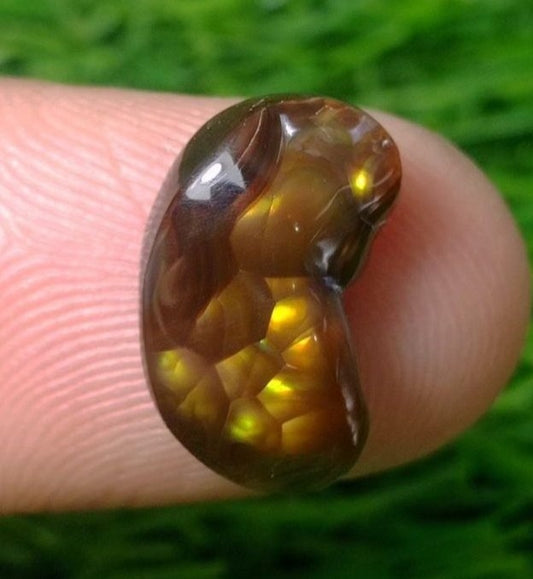 6ct Mexican Fire Agate,  Rare Fire Agate, Yellow Aatshi Aqeeq - Perfect gemstone Gift, Dimensions 16x9x5mm