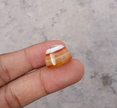 17.5ct Natural Eye Agate For Sale - Aqeeq - Dimension 18x13x9mm