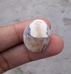 30ct Natural Eye Agate For Sale - Aqeeq - Dimension 23x19x10mm