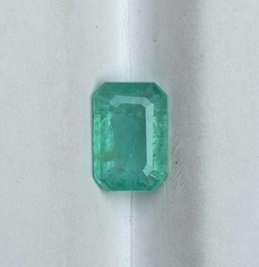 1.25ct Emerald for sale - Budh Ratna - Zamurd - Pachu Stone, Markat Mani Stone - 8.5x5.8x3mm