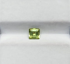 0.80ct Peridot Gemstone- Olivine - Chrysolite Gem - August Birthstone - 5x5x3.7mm