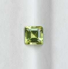 0.80ct Peridot Gemstone- Olivine - Chrysolite Gem - August Birthstone - 5x5x3.7mm